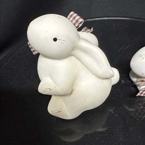 Pier 1 Set Of Two White Ceramic Rabbits - Picture 3 of 9